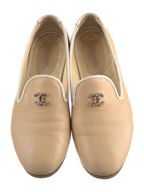 Chanel - Interlocking CC Logo Leather Loafers - Size 7 US (37.5 EU)